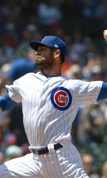 Hamels, Báez lead Cubs past Cardinals 3-1